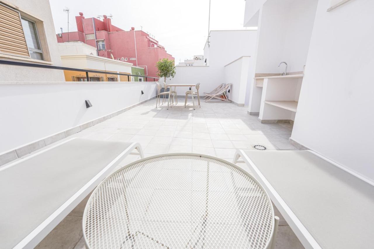 Moott Homes Suites Casa De Los Leones Apto 1 Almería Exteriér fotografie